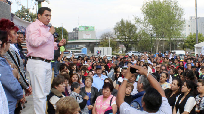 Urge rescatar el tejido social, dice Tomas Palomares Parra.