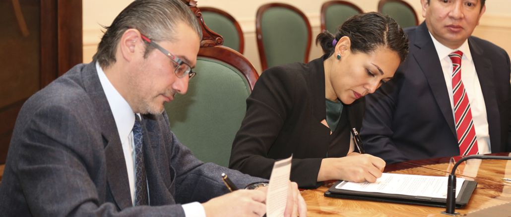 Firman convenios para intensificar los operativos