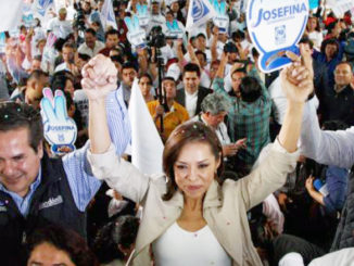 Josefina Vázquez Mota se reunió con vecinos de la Colonia La Blanca