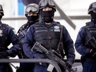 Comercios son extorsionados durante los operativos policiacos en la zona