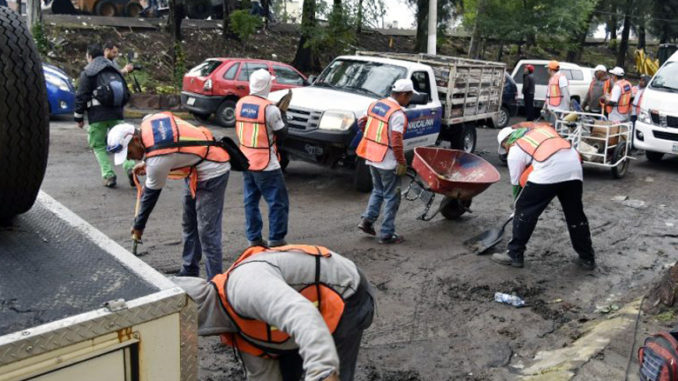 40 toneladas de lodo fueron retiradas de las zonas afectadas