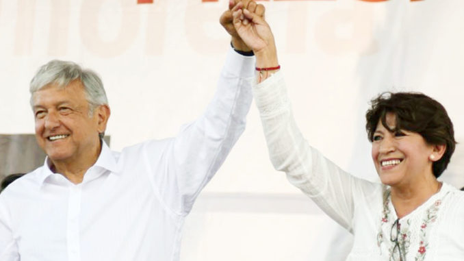 “Vamos a gobernar desde abajo y con la gente”, advirtió López Obrador
