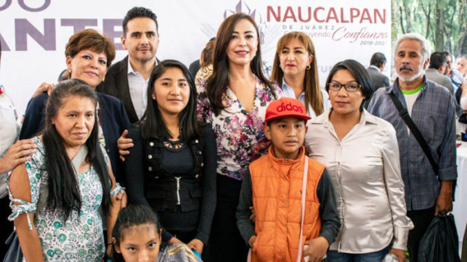 Patricia Durán Reveles, alcaldesa de Naucalpan, se comprometió a dar soluciones a las peticiones que le hicieron.