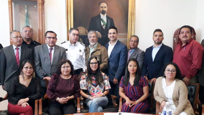 Comparecieron el Secretario del Ayuntamiento, Mauricio Aguirre Lozano, y el Director de Protección Civil, Carlos Alejandro Sánchez González, las cuales se encuentran en curso.