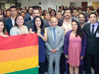 “Esta ciudad dice no a la discriminación por motivos de identidad, expresión de género, preferencias sexuales, ideológicas o por argumentos religiosos”, aseguró el edil.